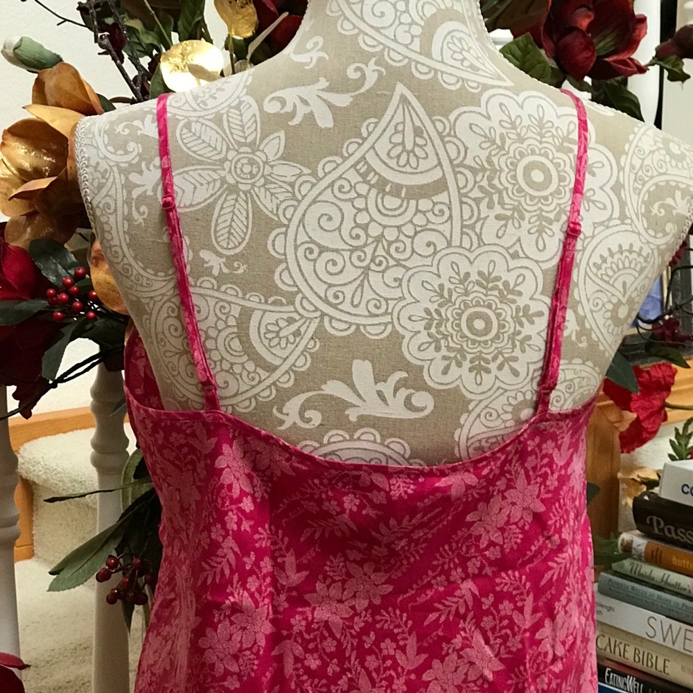 🌹❤️ SILK SLIP DRESS, NIGHT GOWN OR CHEMISE🎁 VTG BERRY PINK SZ SM-MED LIKE NEW - Picture 8 of 8